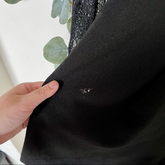 💚 Forever 21 Lace Long Sleeve Romper - Picture 9 of 15